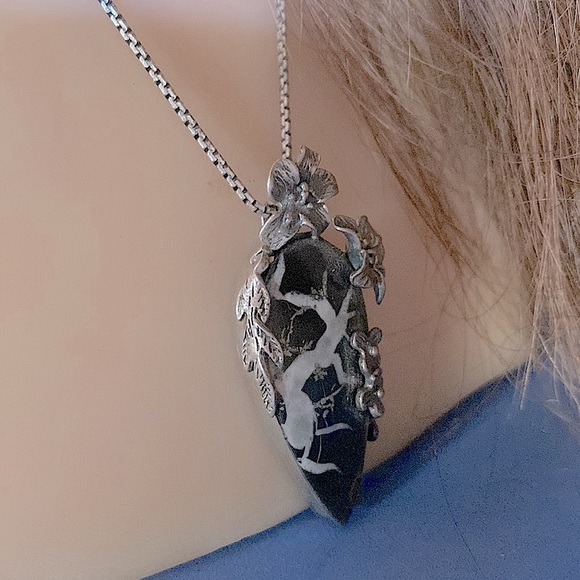 SOLD.  Fantastic Septarian Geode with Delicate Silver Flowers - Picture 5 of 9